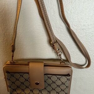 Elegant Tan Crossbody Bag